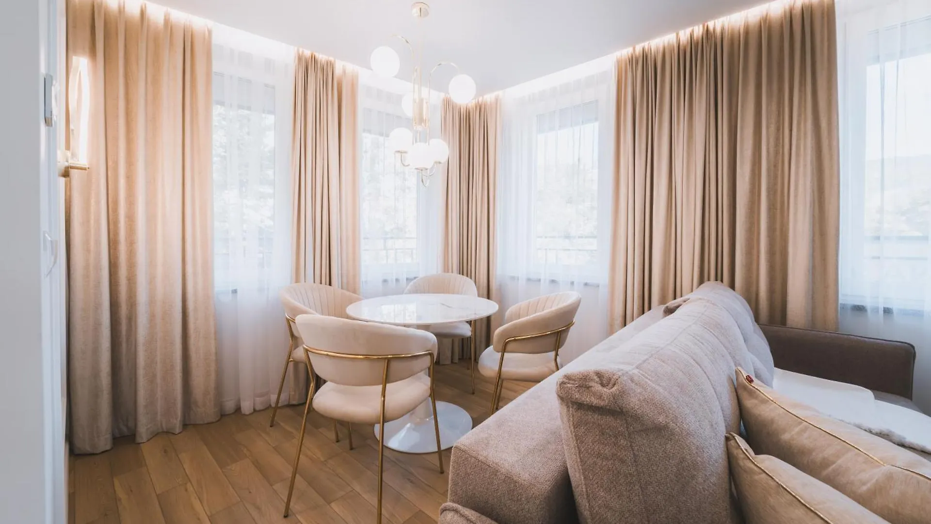 Visitzakopane - Gold Krupowki Inn Apartment  Zakopane